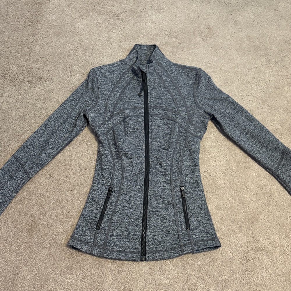 women’s lululemon align jacket heather gray (size 2) gently worn, no pills